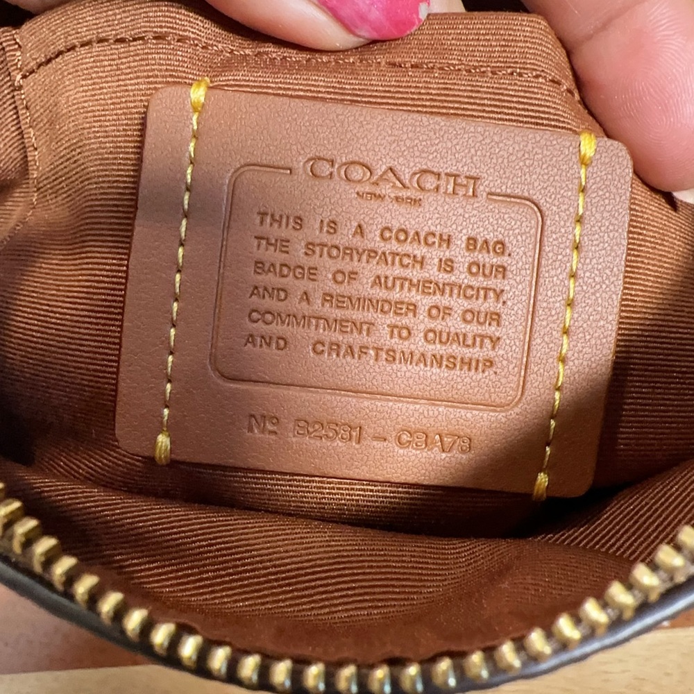 NWT COACH MINI‎ PAYTON BAG IN SIGNATURE CANVAS WITH ORANGE PRINT - Picture 6 of 7